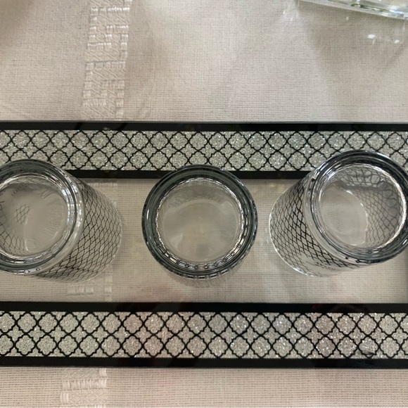 Bella Villa 4 piece Candle & Vanity Tray Se - Picture 5 of 9